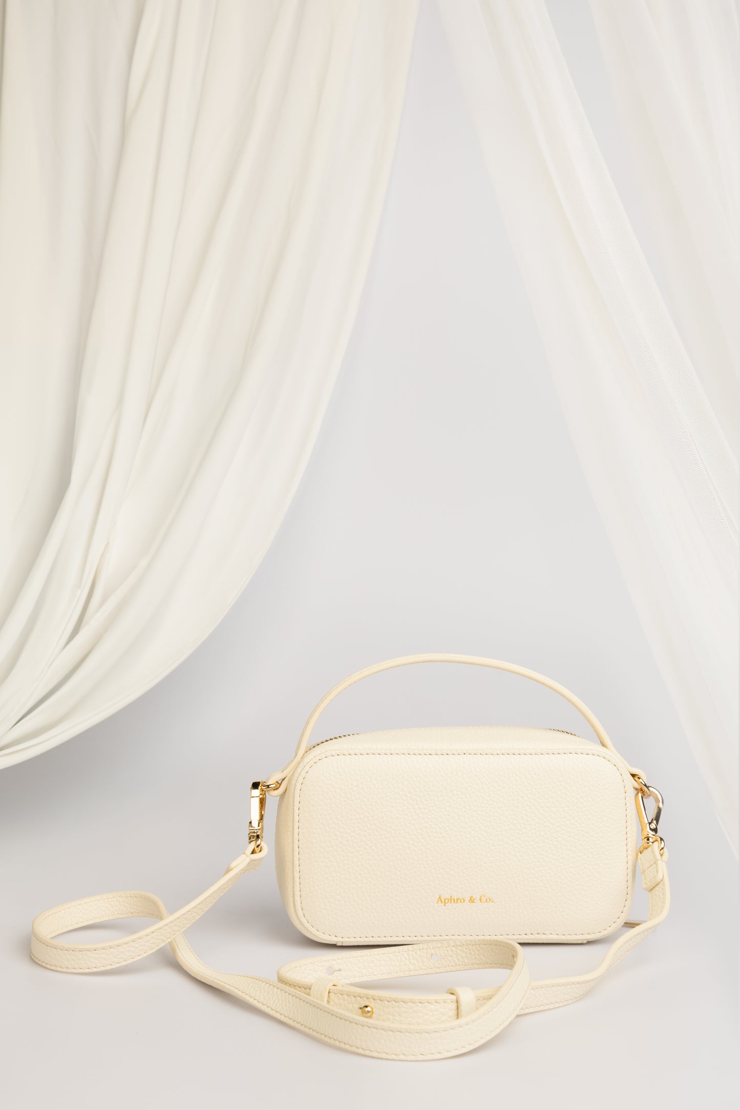 Finesse Bag