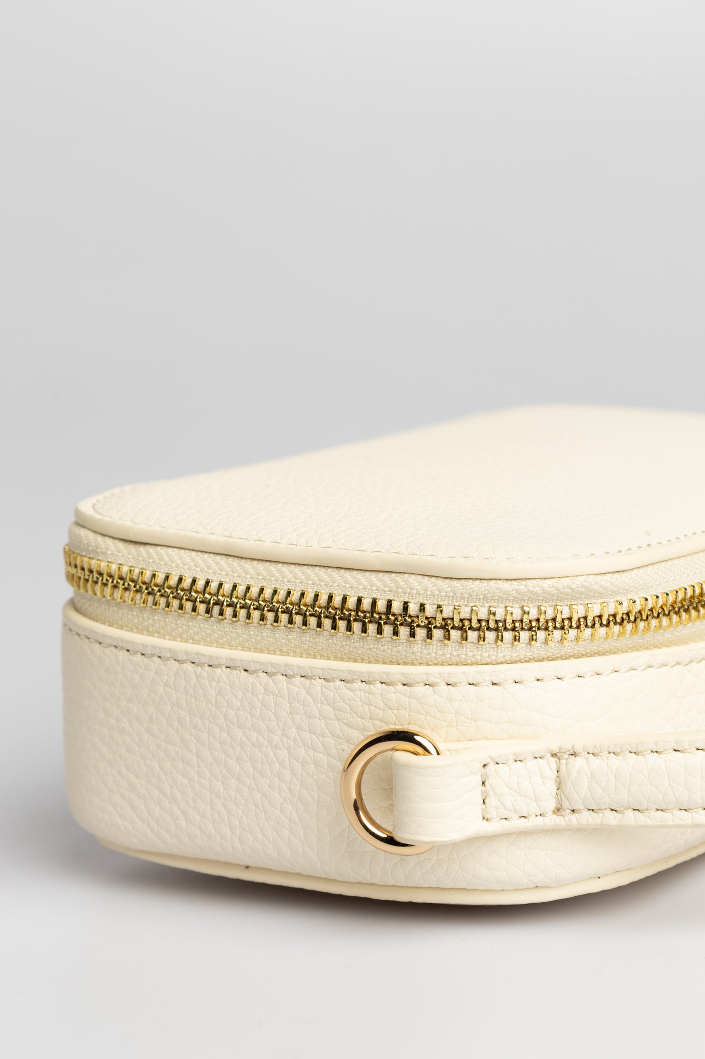 Finesse Bag