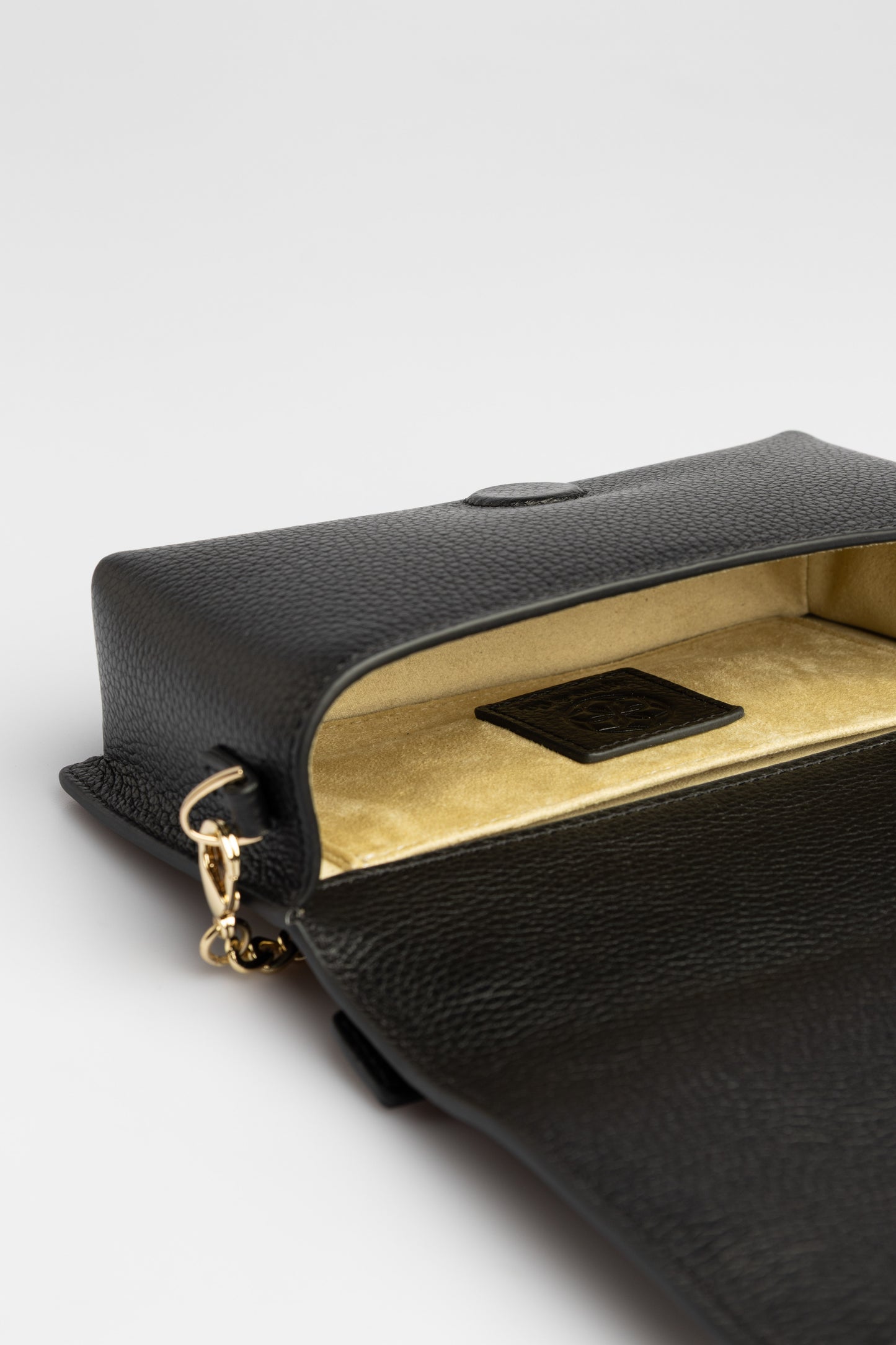 Poise Bag
